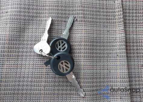 1982 Volkswagen Scirocco Deluxe z USA, uszkodzony, nr VIN WVWCA0532CK017498